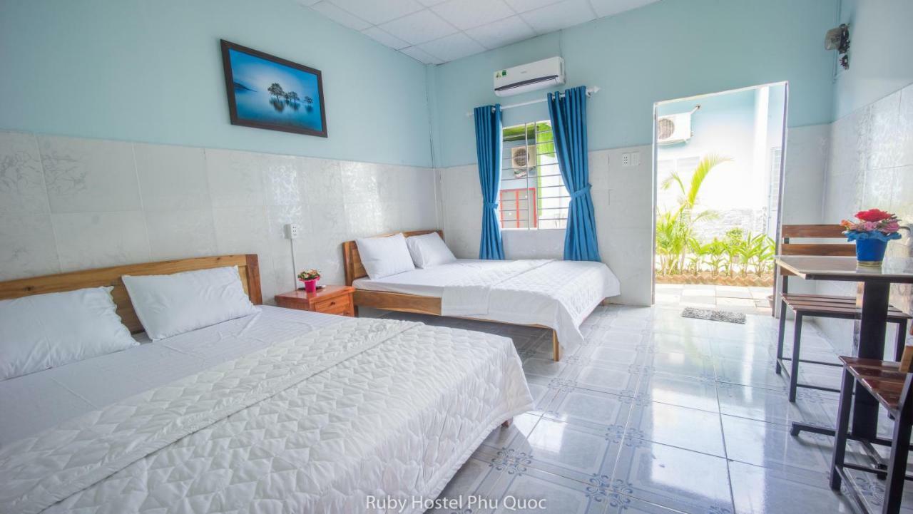 Ruby Phu Quoc Hostel Екстер'єр фото