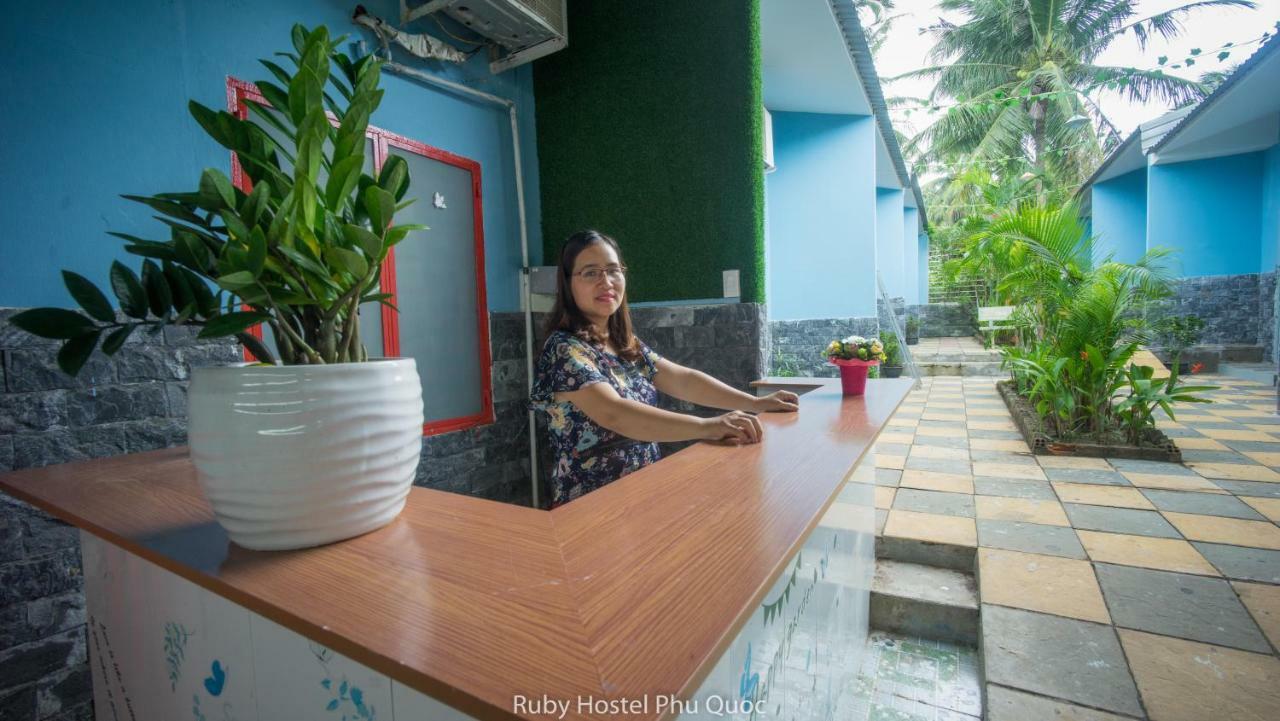 Ruby Phu Quoc Hostel Екстер'єр фото