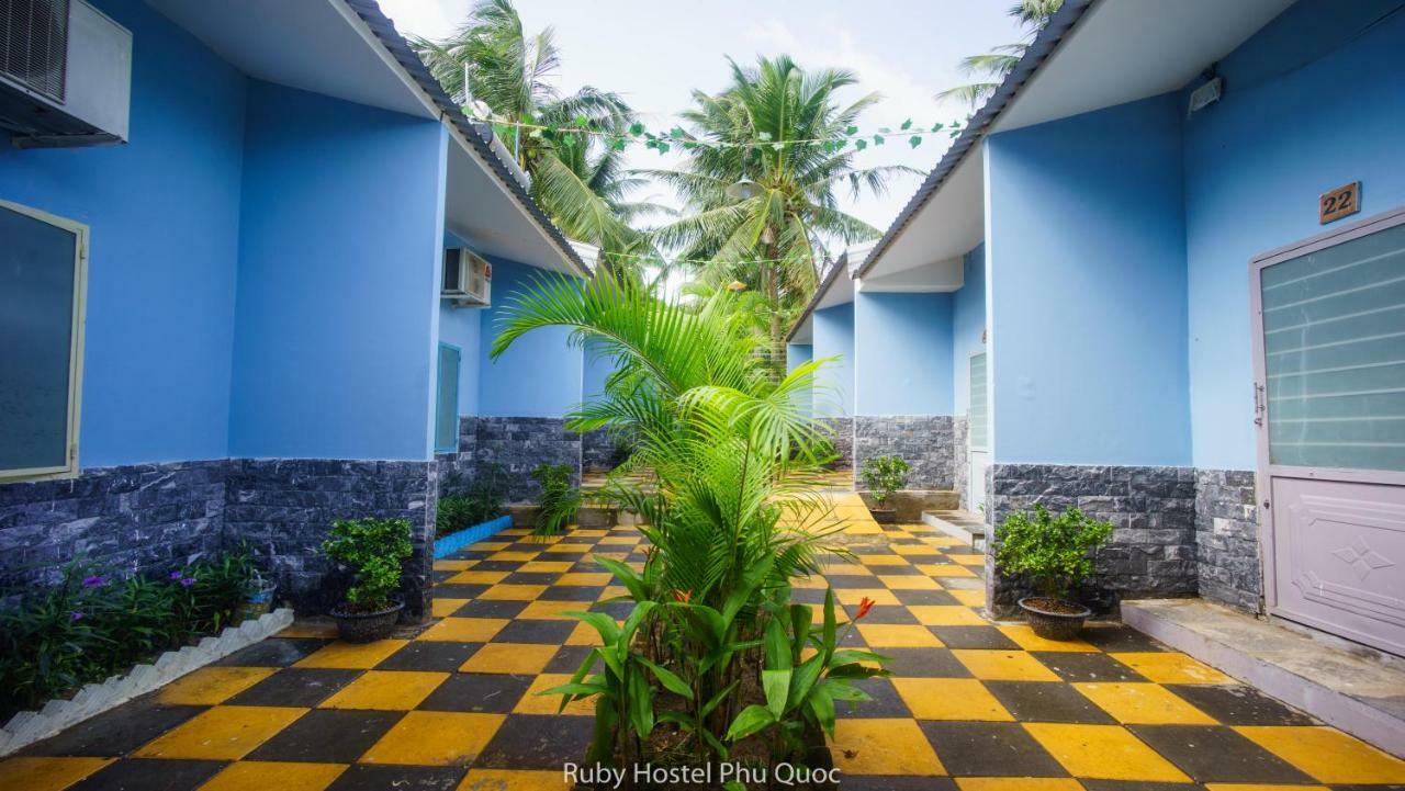 Ruby Phu Quoc Hostel Екстер'єр фото