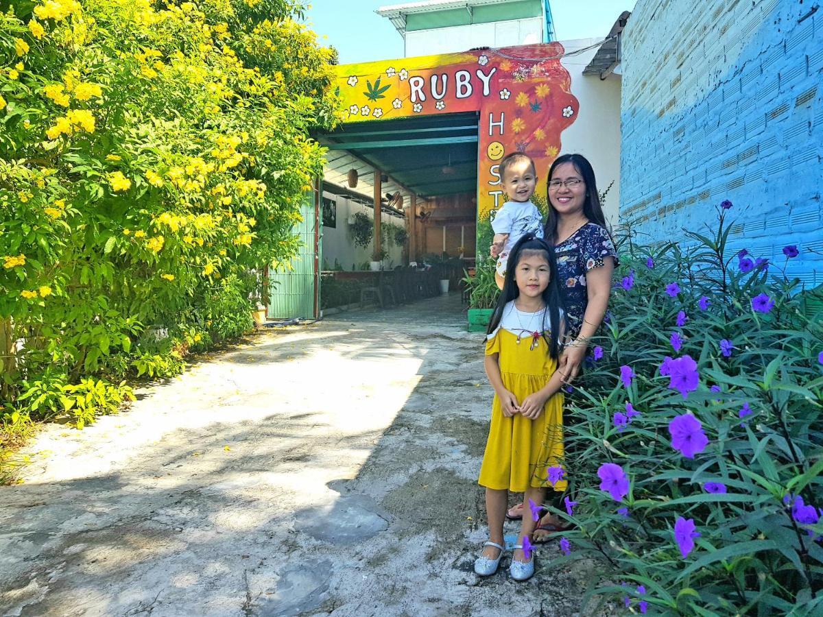 Ruby Phu Quoc Hostel Екстер'єр фото